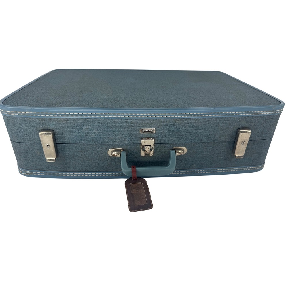 Towncraft Vintage Hardside Suitcase 24in Blue Retro Mid-Century with key